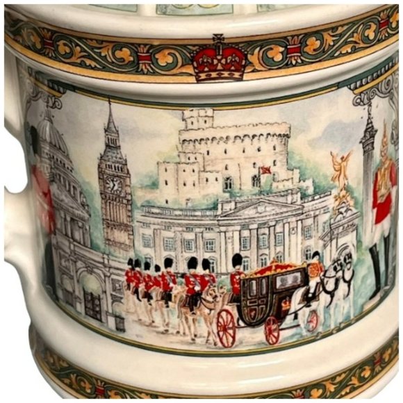 James Sadler 2-cup Porcelain Teapot - London Horseguards Buckingham Palace - Picture 3 of 9